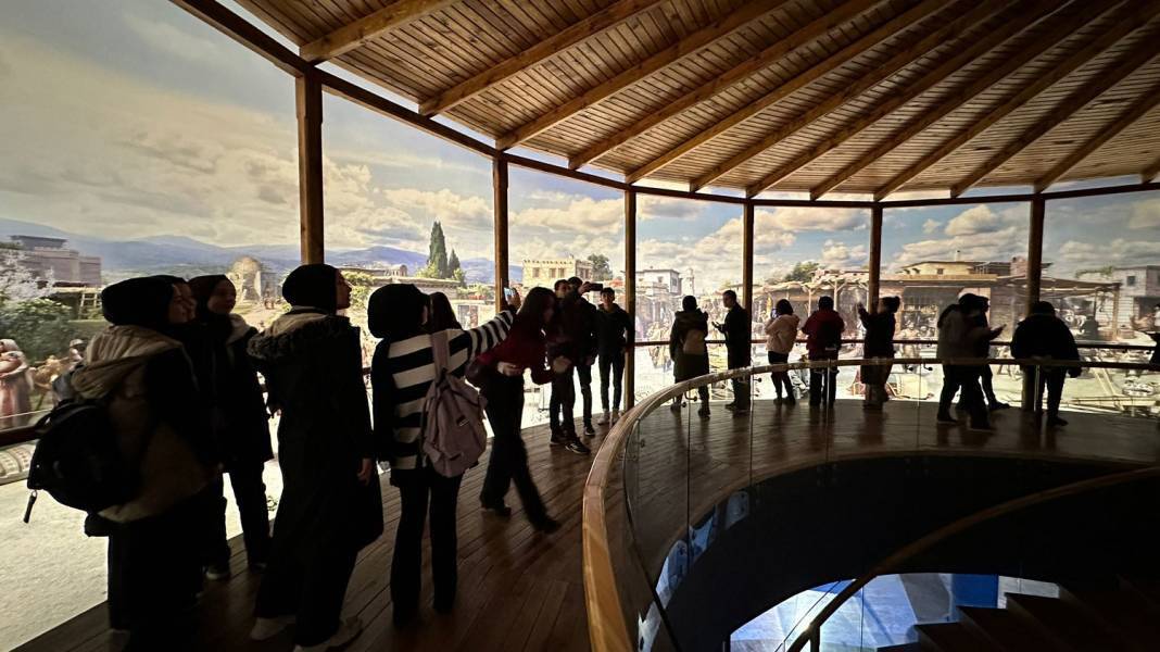 Bu müzeye giren Konya’nın 8 asır öncesine gidiyor 11